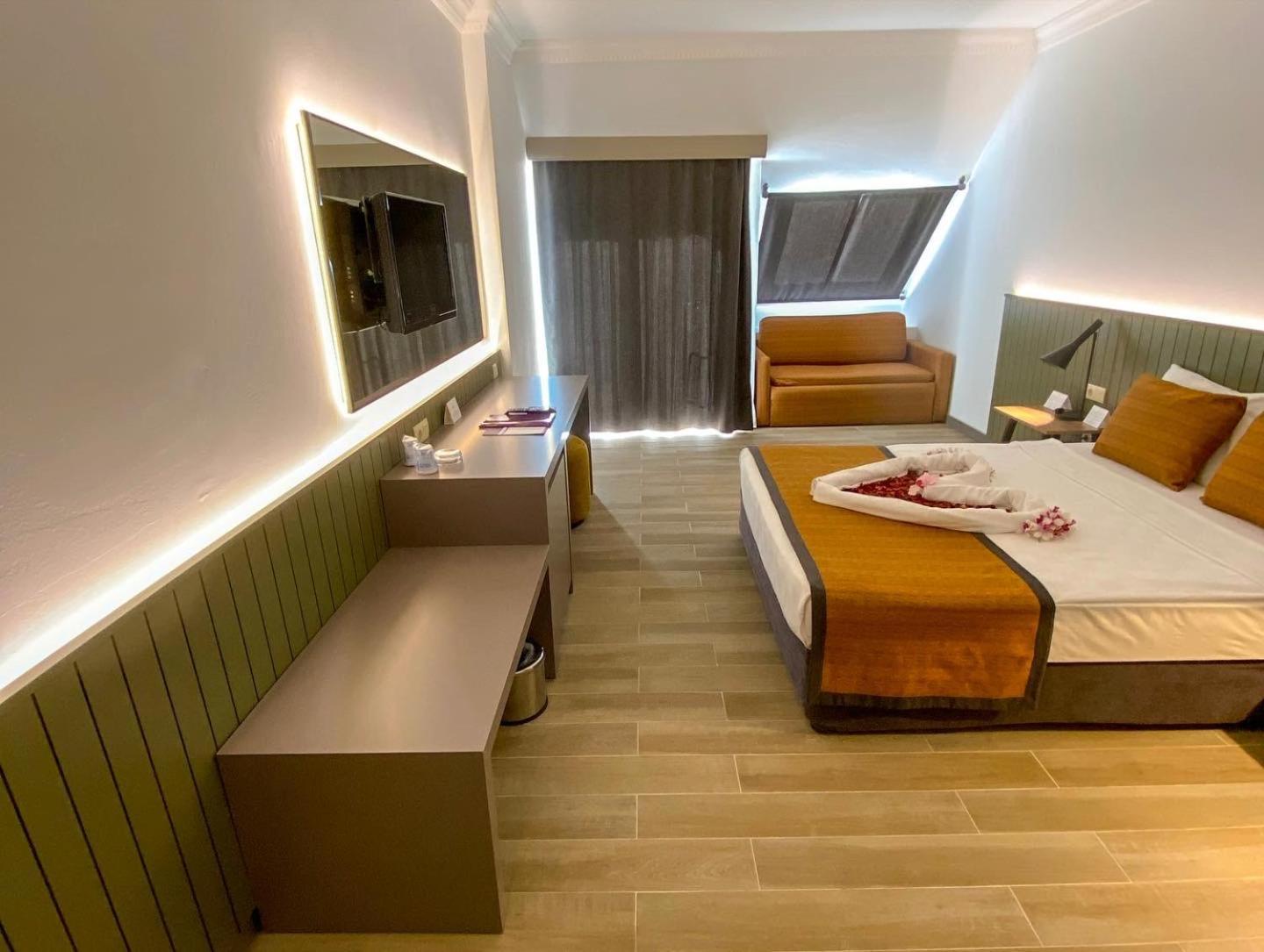 Queen'S Park Goynuk Hotel ケメル 部屋 写真