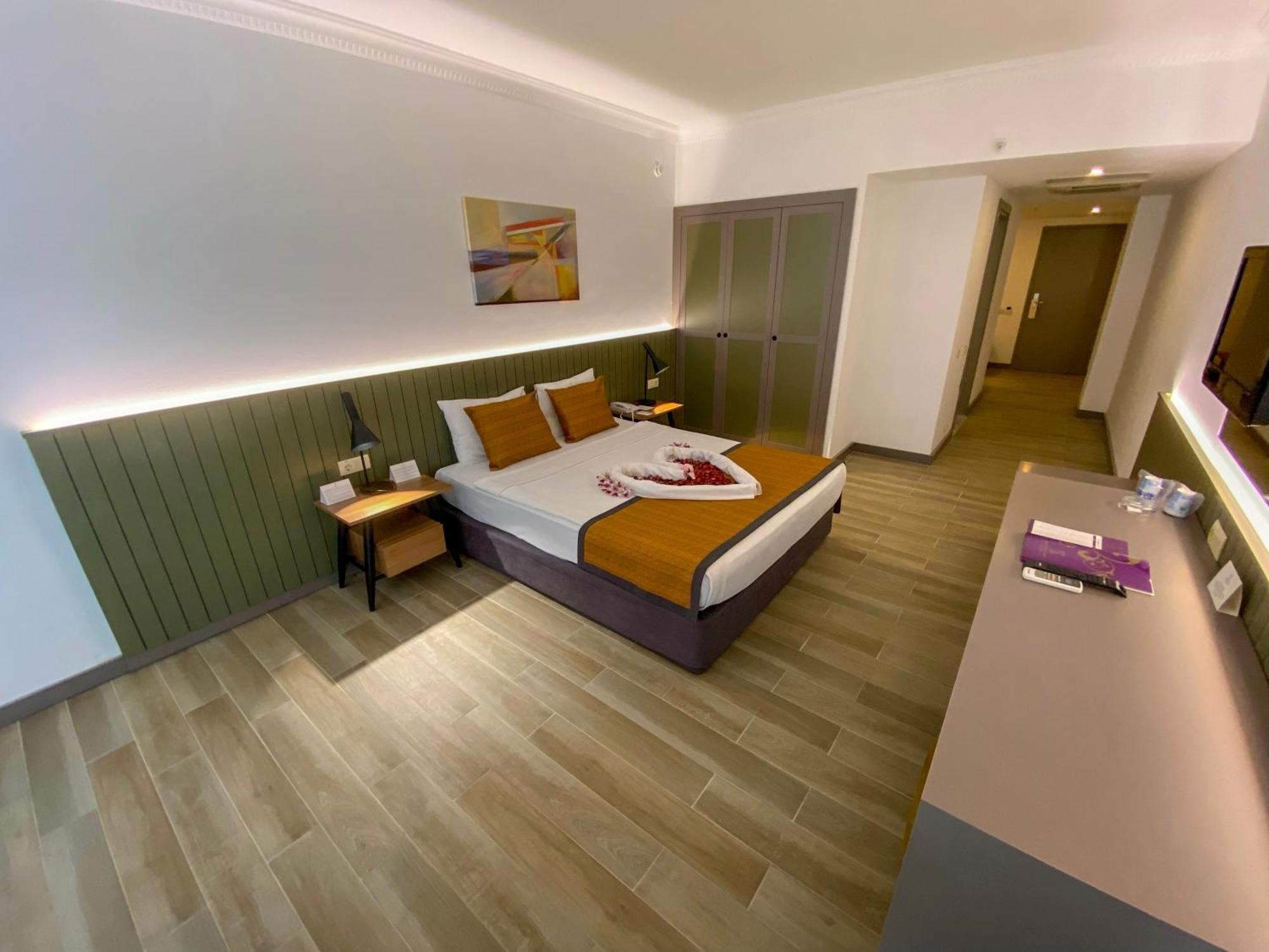 Queen'S Park Goynuk Hotel ケメル 部屋 写真